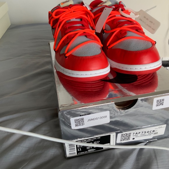 Off white university red dunks